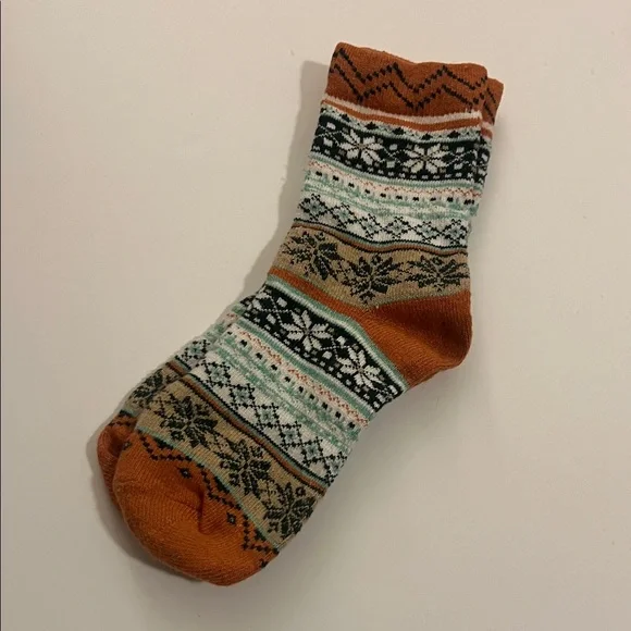 Colorful Patterned Women’s Holiday Socks Set (5 pair) - Picture 4 of 6